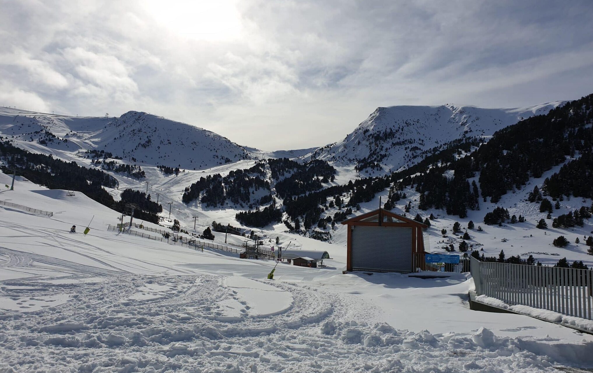 andorra, estacion de esqui de grandvalira. La mejor estacion para aprender a esquiar