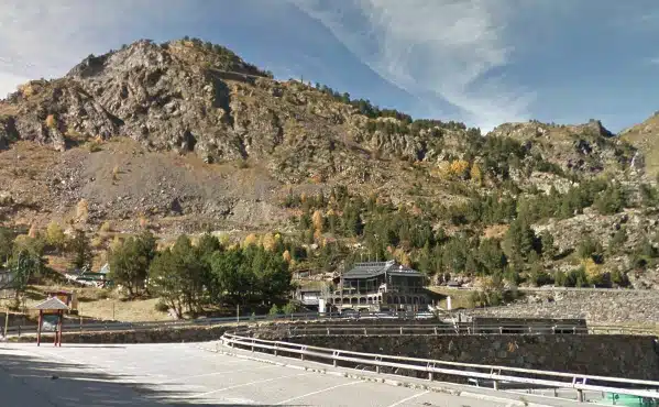 estacion ordino arcalis donde está el telecabina de tristaina que llega a los lagos y al mirador de tristaina