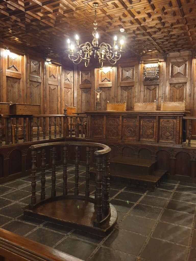 casa de la vall foto del antiguo Tribunal Penal de Andorra