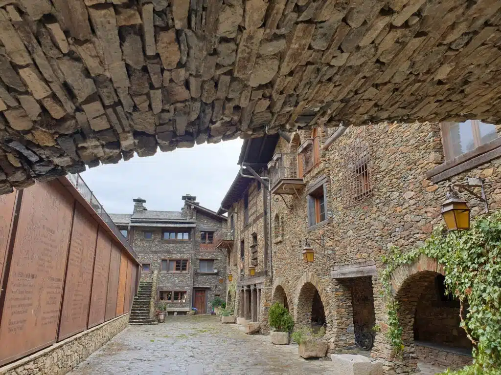 poble medieval de Andorra